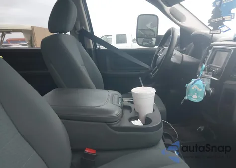 2015 Ram 1500 Tradesman из США, поврежденный, VIN 1C6RR7KMXFS585826